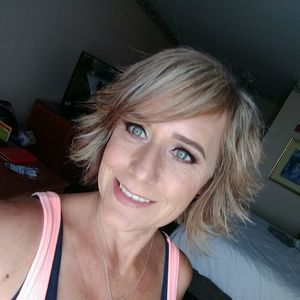 Meet your Posher, Debby